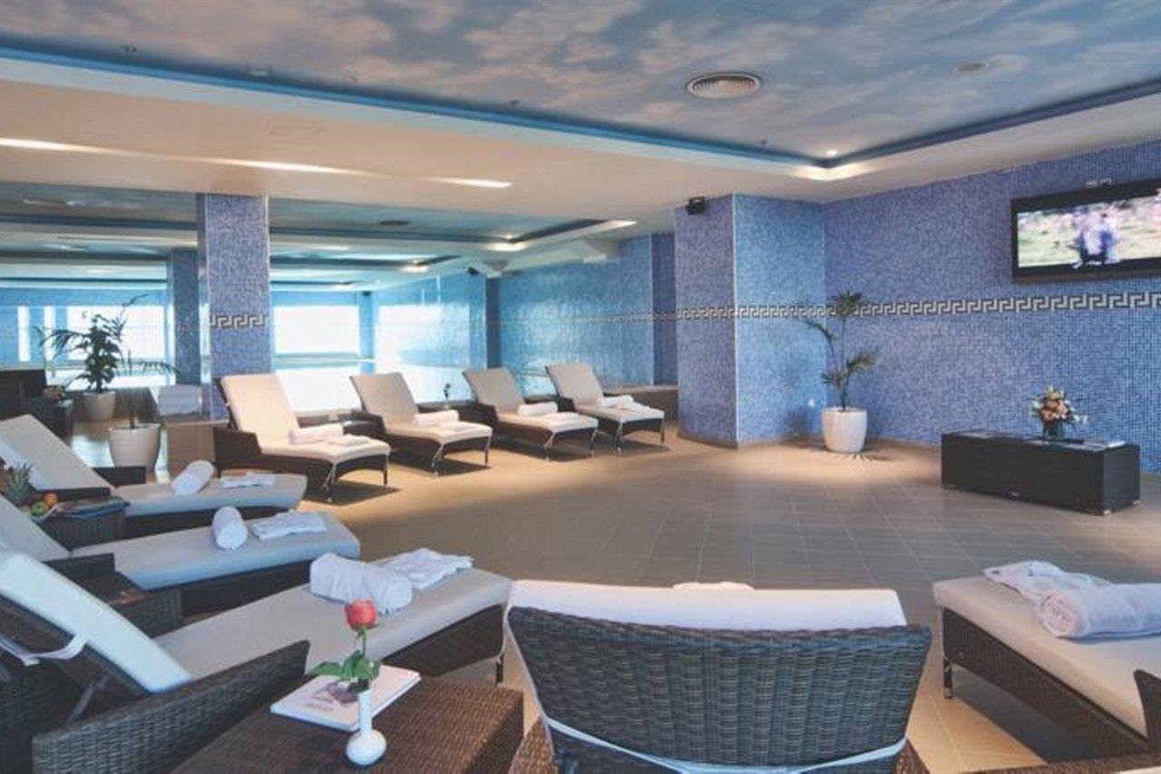 Wiseman Grand Hotel Dauhá Exteriér fotografie The spa at the Grand Hotel