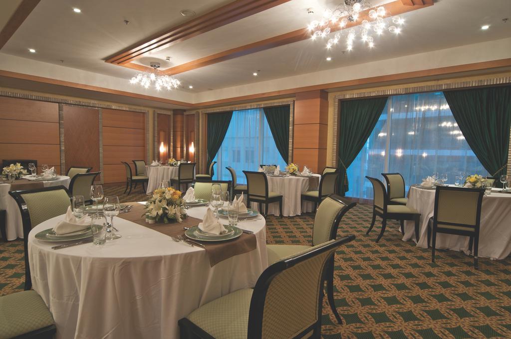 Wiseman Grand Hotel Dauhá Exteriér fotografie The ballroom